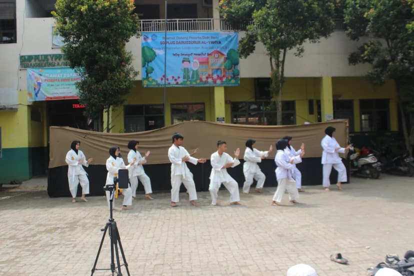 Galeri 8