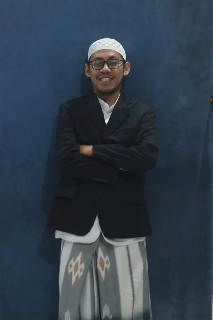 Ustadz Ahmad Nahrowi