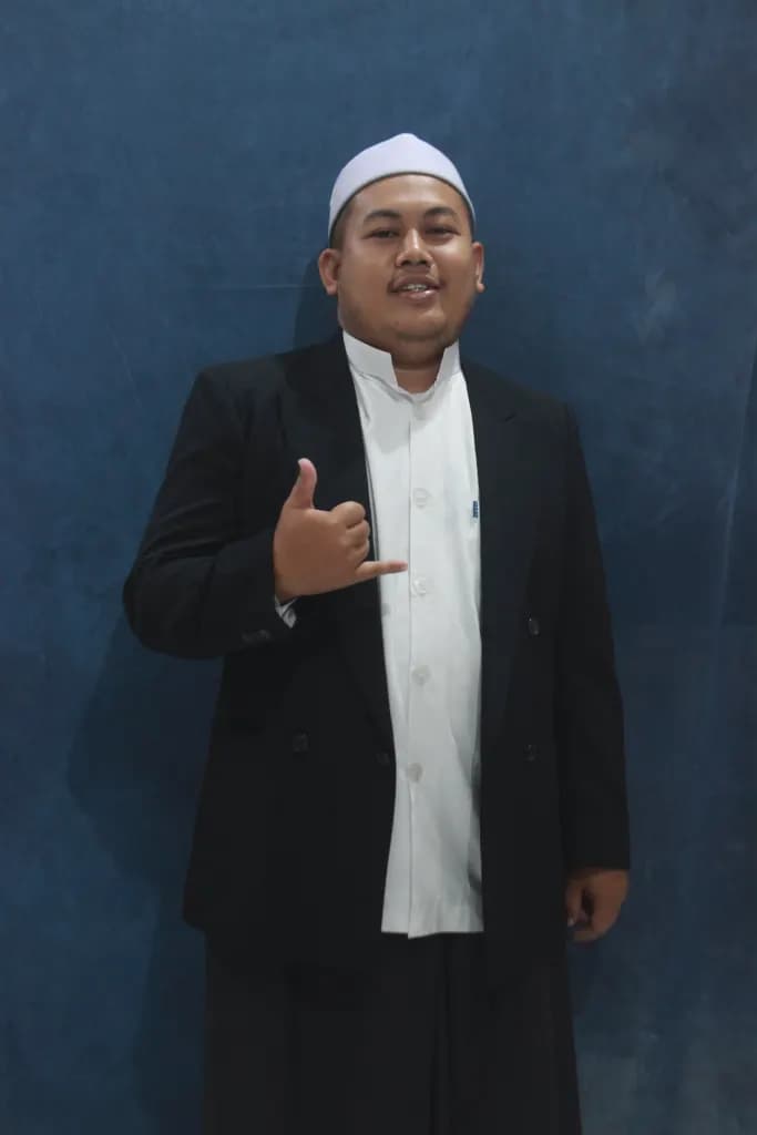 Ustadz Ibnu Jamil